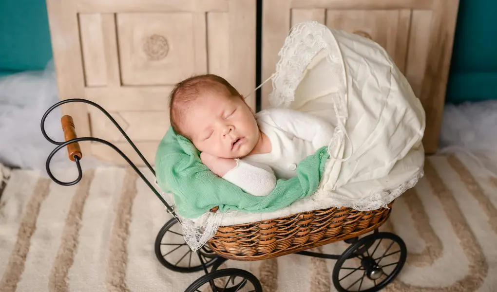 140+ Unique Boy Names That Start With R 1 Baby Sleeping in Stroller - Featured