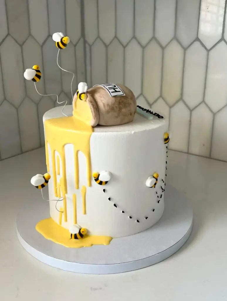 Minimalist Winnie The Pooh Baby Shower Cake