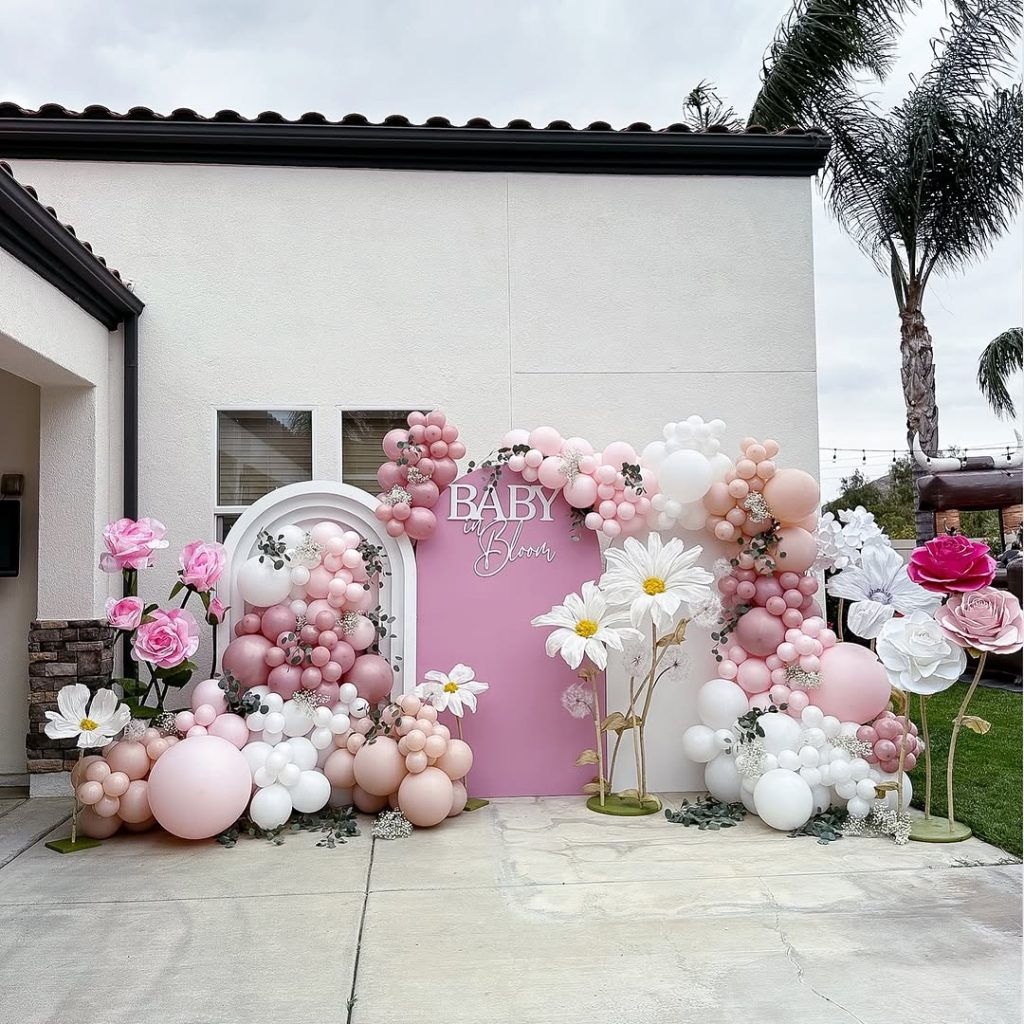 Baby in Bloom Theme