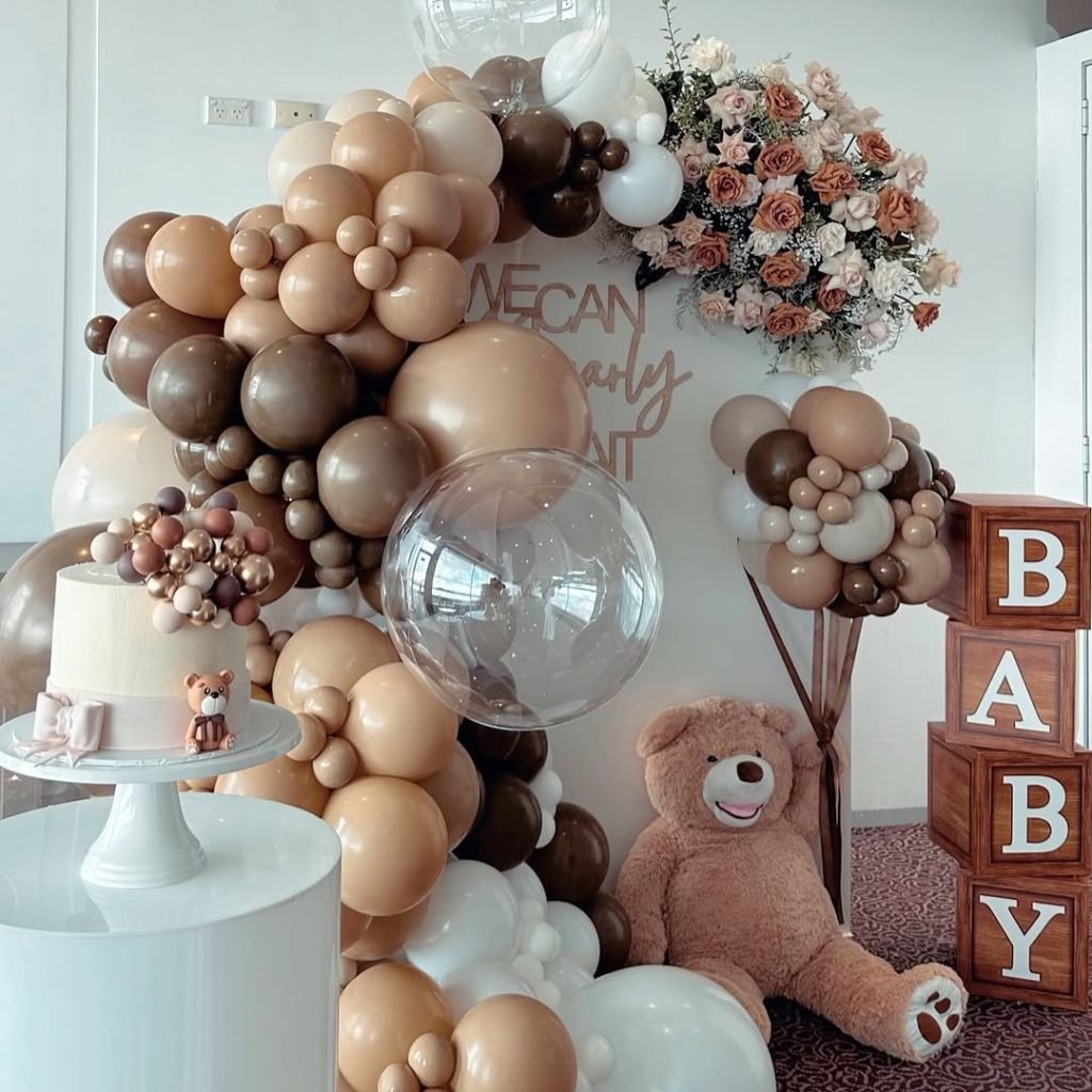 30 Trending Fall Baby Shower Themes and Decor Ideas for 2025 13 Bearly Wait Baby Shower Theme