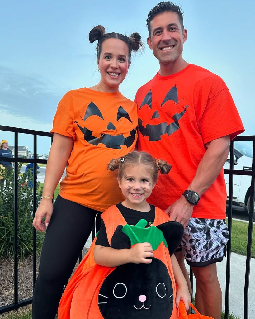 30+ Cute Family Halloween Costume Ideas That’ll Steal the Show 33 Pumpkin Patch Halloween Costume Ideas For Family